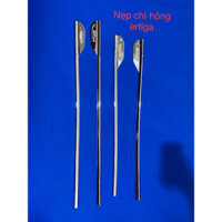 trang trí nẹp ron kính ertiga