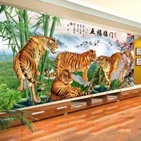 Tranh gắn đá đính kín toàn bộ Hổ Toạ Quan Sơn Đấu