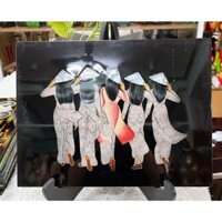 Tranh sơn mài cô gái áo dài Việt Nam cẩn trứng chìm cao cấp Thanh Bình Lê size 30x40 cm
