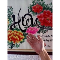 Tranh thư pháp chữ Hiếu hoạ tiết hoa mẫu đơn trên giấy canson, kích thước 69x85cm