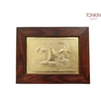 Tranh thuyền buồm chạm nổi, tranh đồng