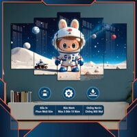 Tranh Tráng Gương Phi Hành Gia Labubu Siêu Nét, chất liệu mika gương bồi fomex 5mm dán tường, có keo dán sẵn 2 mặt