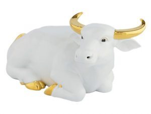 Trâu Hưởng Lộc 23cm - Trang trí vàng 24k