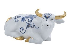 Trâu Hưởng Lộc 28cm - Trang trí vàng 24k