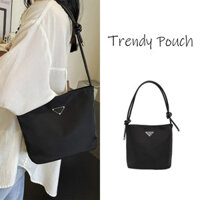 TRENDY  POUCH   Túi xô đeo vai, Nylon, dung tích lớn