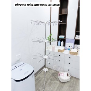 Treo nôi cũi Umoo chiếu sao phát nhạc