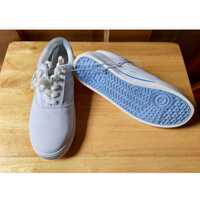 Tretorn Woman's  Chelsea Canvas Sneakers Size 7