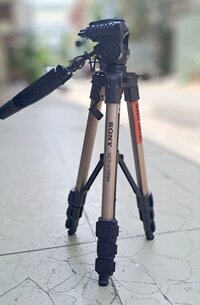 Tripod Sony VCT - 670RM - Mới 95%