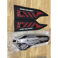 Trọn bộ 2 món ốp xe AB Air blade (đời 2016->2019) bao gồm có Sàn lót chân cao su +Ốp pô nhựa abs xi trắng cao cấp