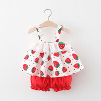 [Trong kho, miễn phí vận chuyển] Bán chạy tại cửa hàng, bộ hai món váy dây và quần short in hình dâu tây cho bé gái mới mùa hè, bộ cho bé gái 0-1-2-3 tuổi