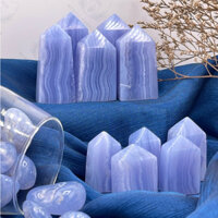 Trụ đá Blue Lace (mã não Ren), hỗ trợ luân xa 5, sự tự tin, giao tiếp, thể hiện bản thân, đá thanh tẩy, đá phong thuỷ