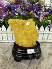 Trụ đá phong thủy tinh thể thạch anh vàng - Nặng 690g