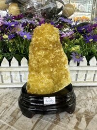 Trụ đá phong thủy tinh thể thạch anh vàng - Nặng 1,11 kg