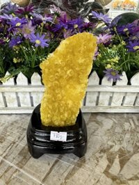 Trụ đá phong thủy tinh thể thạch anh vàng - Nặng 780g