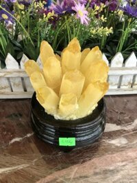Trụ đá phong thủy tinh thể thạch anh vàng - Nặng 1,15 kg