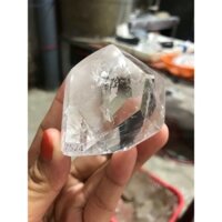 trụ đá thạch anh trắng mài bóng trang trang trí nhà cửa năng lượng cao5cm nặng120gram(7524)