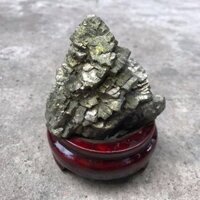 TRỤ ĐÁ VÀNG GĂM PIRIT