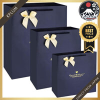 True Hearts Gift Bag Set - Stylish Wrapping Paper Bags 3-Pack in Navy, Durable & Convenient for Presents, Includes Large, Medium & Small Sizes, Perfect for Any Occasion.