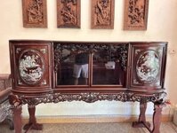 Tủ chè gỗ gụ mật khảm văn vương bệ lèo đục ngũ phúc hàng đẹp trong ngoài
