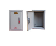 Tủ điện 400x300x150 ENHAT lắp nổi trong nhà