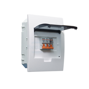 Tủ điện âm tường mặt nhựa E4FC 3/6LA