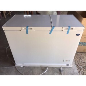 Tủ đông Sanden inverter 2 ngăn 250 lít SDH-0225
