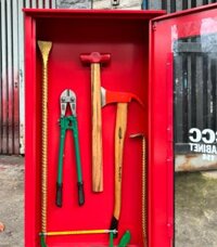 Tủ Đựng Dụng Cụ Phá Dỡ Búa Rìu Kiềm Xà Beng Theo TT150