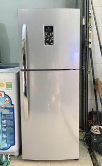 Tủ lạnh cũ Electrolux 211 lít ETB2100PE-RVN không đóng tuyết mới 95%