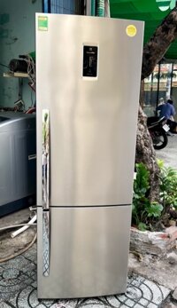 Tủ lạnh cũ Electrolux 350 LÍT EBB3500PA mới 95%