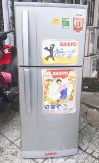Tủ lạnh  cũ Sanyo 180 lít không đóng tuyết  mới 95%