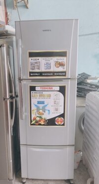 Tủ lạnh cũ Toshiba GR-M35VDV  305 lít 3 cửa  không đóng tuyết