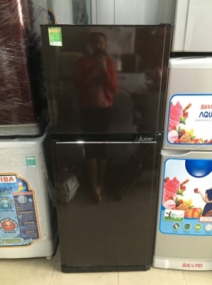 Tủ lạnh Mitsubishi Electric 204 lít MR-FV24J