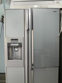 Tủ lạnh nội địa HTIACHI R-SBS6200 615L,LẤY ĐÁ VIÊN VÀ NƯỚC BÊN NGOÀI cực xịn