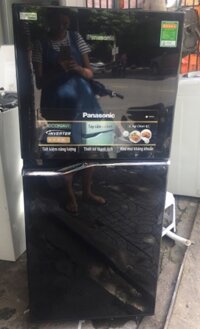 Tủ lạnh Panasonic Inverter 152 lít NR-BA178PKV1 mới 98%