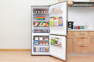 Tủ lạnh Panasonic Inverter 255 lít NR-BV288XSVN