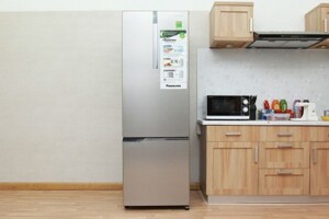 Tủ lạnh Panasonic Inverter 322 lít NR-BV368XSVN