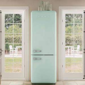 Tủ lạnh Smeg 331 lít FAB32RPG5