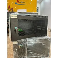 Tủ mạng 6U-D400 AnRack * Kích thước : H.320*W.550*D.400 * 01 quạt gió, 01 ổ cắm 3 outlet- MÀU ĐEN AR-640XF-IN