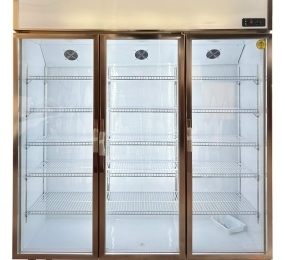 Tủ mát trưng bày 3 cánh (Coli) máy nén trên Snow Village LC-1800H