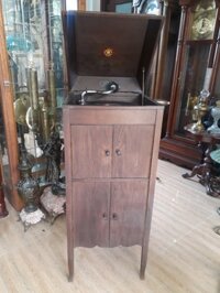 Tủ Máy Hát Cổ Quay Tay Dây Thiều Loa Kèn Pháp