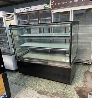 Tủ trưng bày bánh lạnh Berjaya RCS-15SB13-2FB - kính vuông, 1.5m
