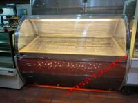 Tủ trưng bày kem tự chọn