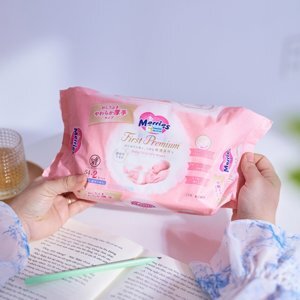 Túi 2 gói khăn ướt Merries (54m*2)