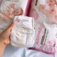 Túi 50 cái Bỉm dán gracer nanu size M