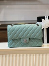 Túi Chanel Classic Hand Bag Rep 1:1 Cao Cấp Màu Xanh Dương 25cm