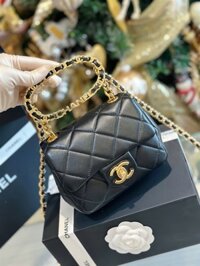 Túi Chanel Mini Flap with Top Handle: Vẻ đẹp Thanh Lịch nhỏ nhắn