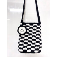 TÚI ĐEO CHÉO CARO ĐỰNG ĐIỆN THOẠI BẰNG LEN KÈM PHỤ KIỆN