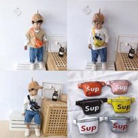 Túi đeo chéo in họa tiết chữ cái dễ thương cho bé