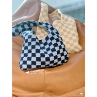 Túi đeo chéo len caro xinh xắn