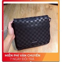 Túi đeo chéo lv nam da dập vân trìm chống nước, cặp lv nam.